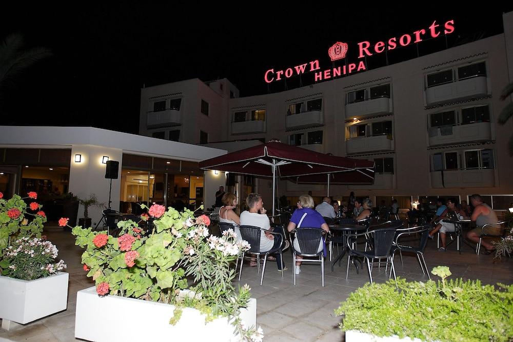 Crown Resorts Henipa Ларнака Экстерьер фото