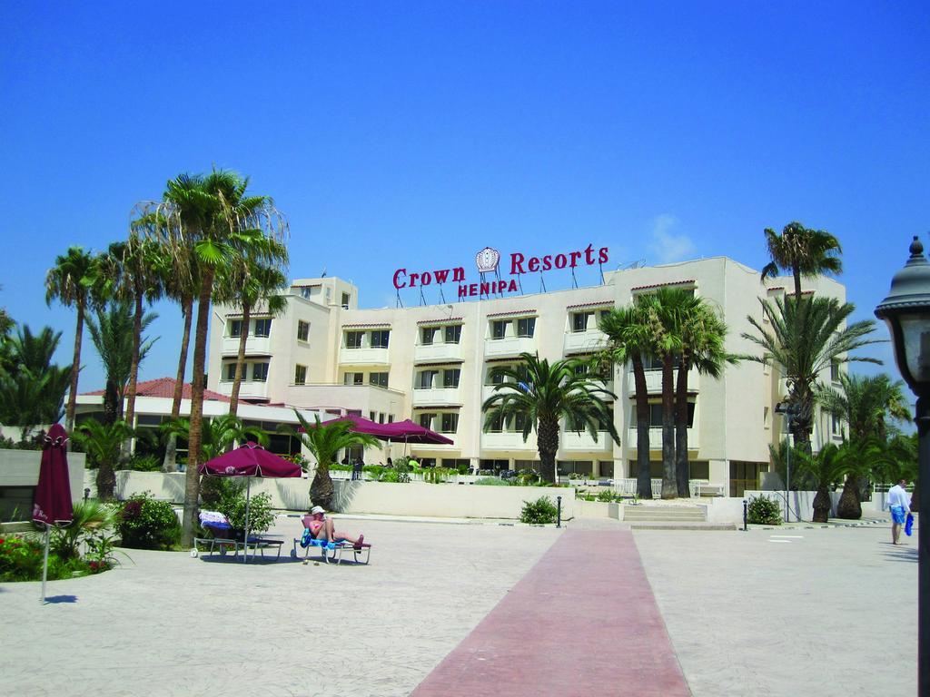 Crown Resorts Henipa Ларнака Экстерьер фото